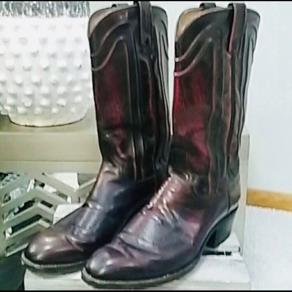 Men’s Durango western boots. Size9D.